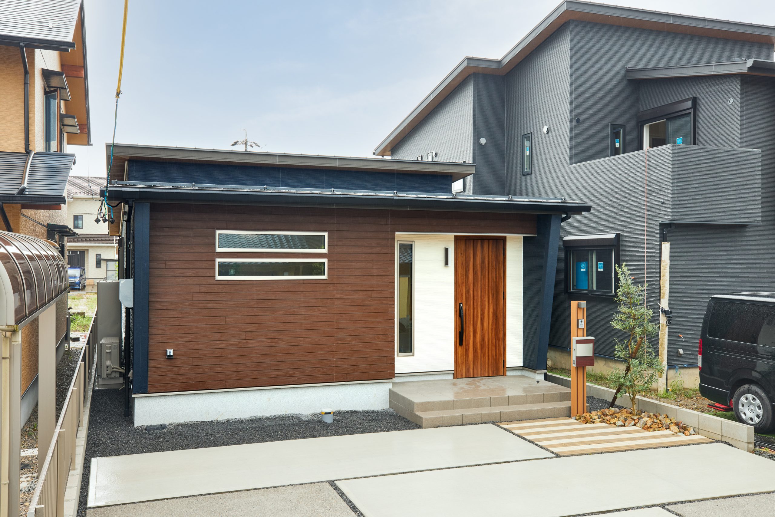 【岐阜市平屋】モデルハウス/25坪３LDK ウッドデッキ+駐車3台可能