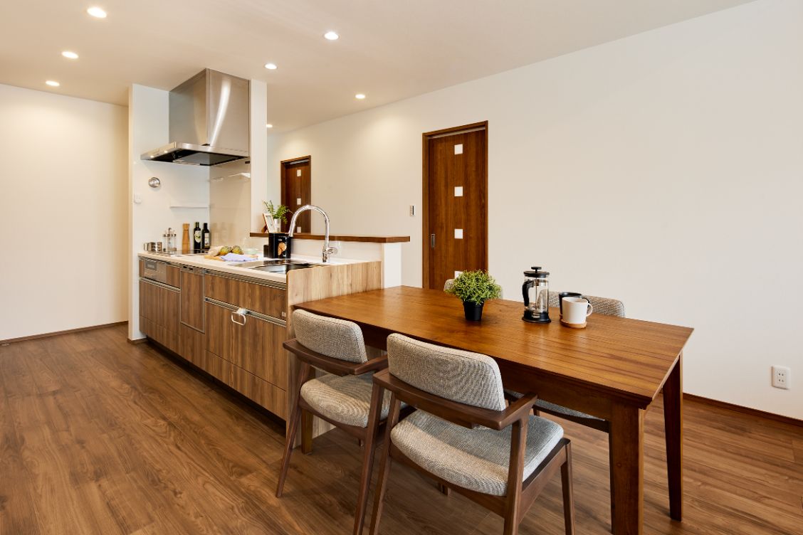 キッチンは回遊動線。