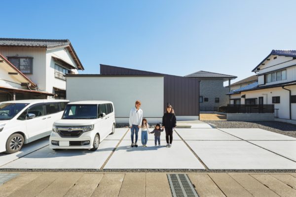 平屋に住むメリットとは？暮らしやすさと将来の安心を専門店が解説