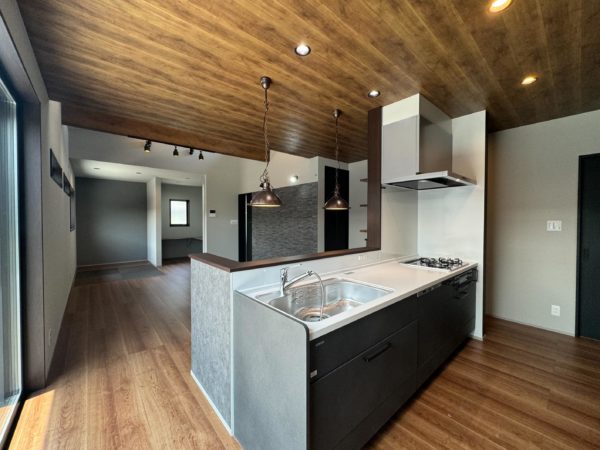 【疑問】平屋がバズっている理由を平屋のプロが徹底解説！！🏠